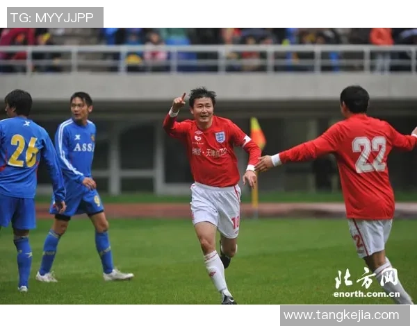 水杯足球明星揭晓背后的故事与成就分析